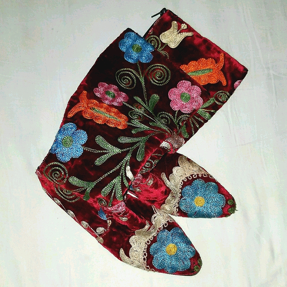 Vintage Anthropologie velvet embroidered boots - Picture 6 of 13